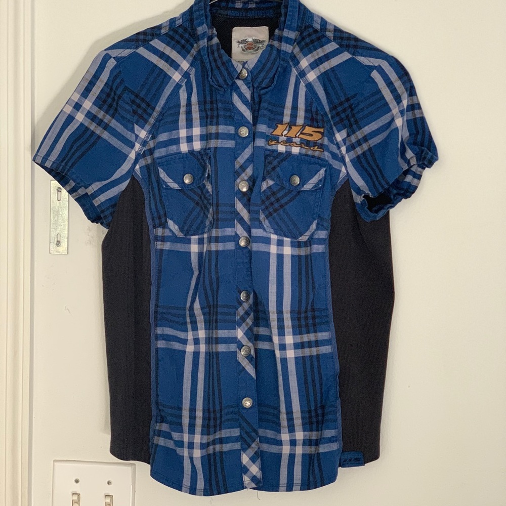 Women shirt